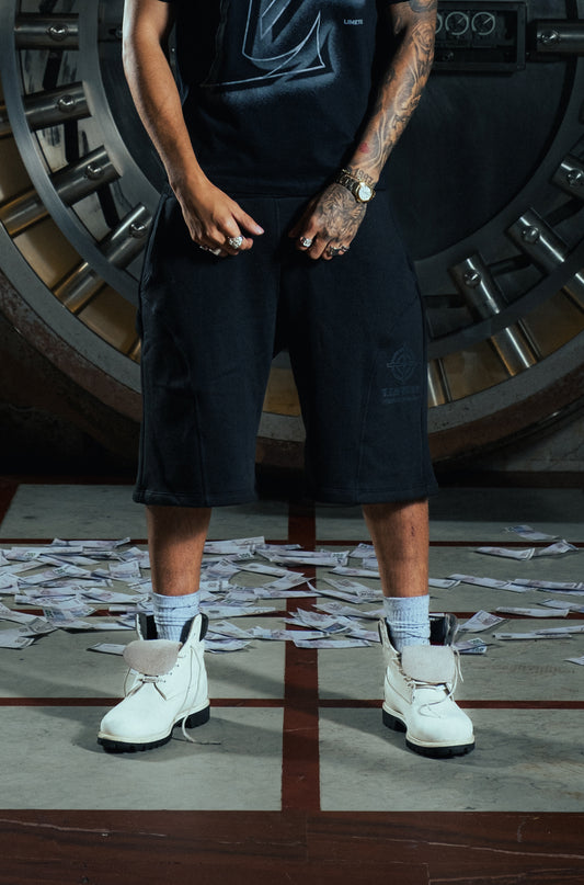 TARGET BAGGY SHORTS BLACK