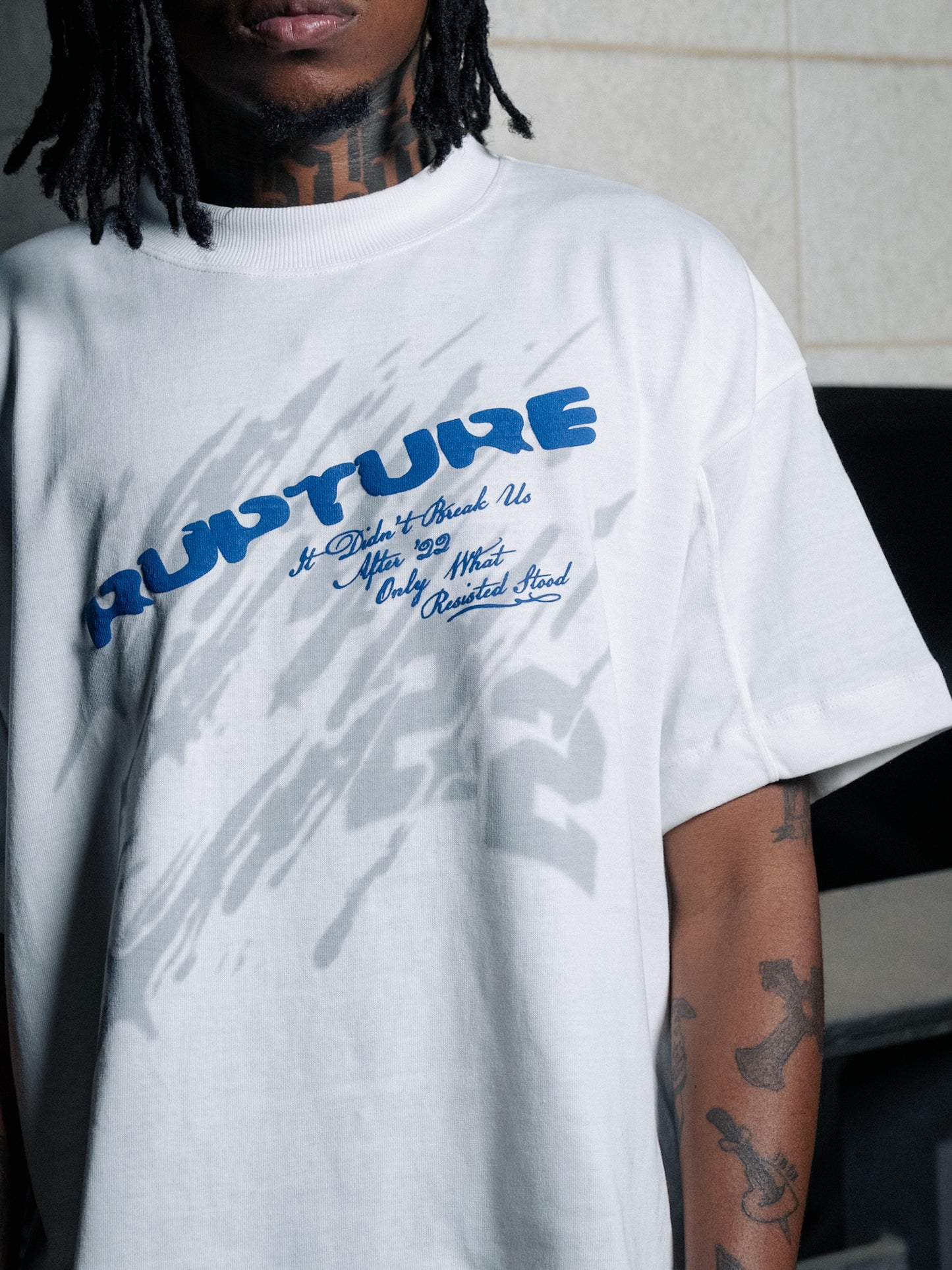 RUPTURE TEE WHITE