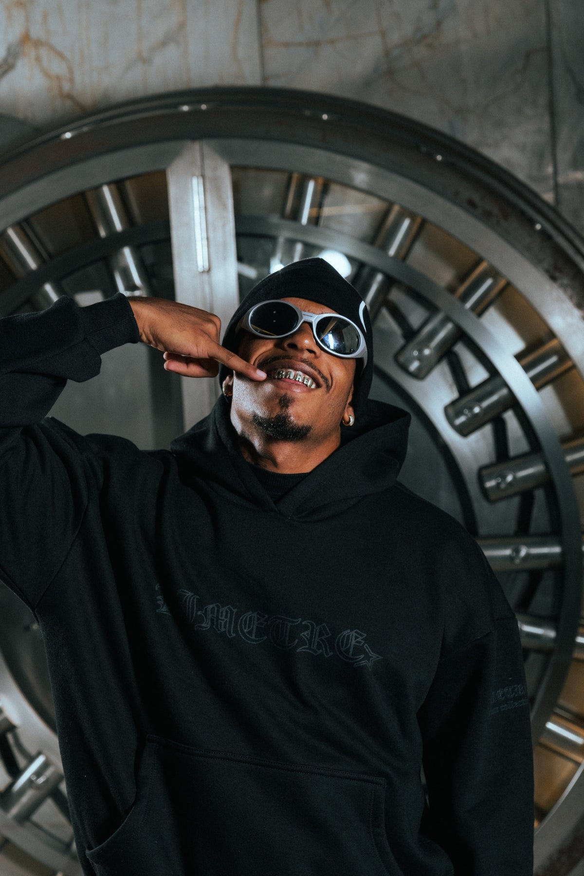 PRESTIGE BOXY HOODIE BLACK Limetre