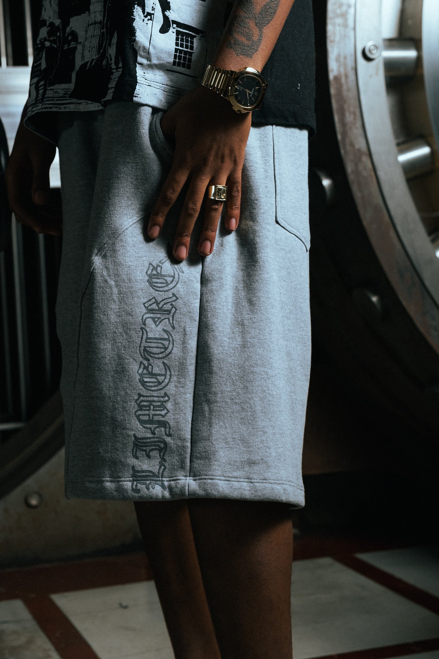 PRESTIGE BAGGY SHORTS GRAY