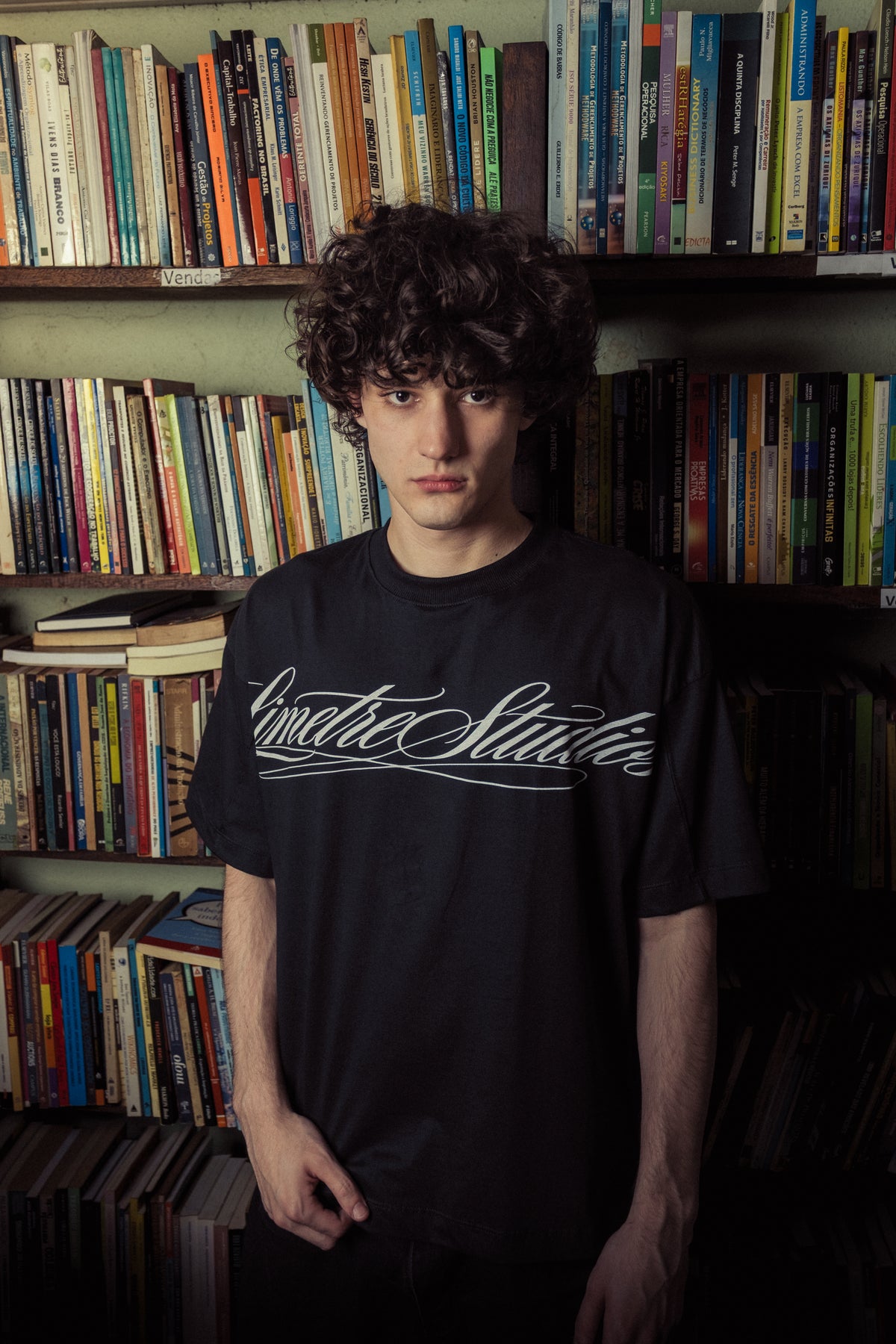 LETTERS TEE BLACK