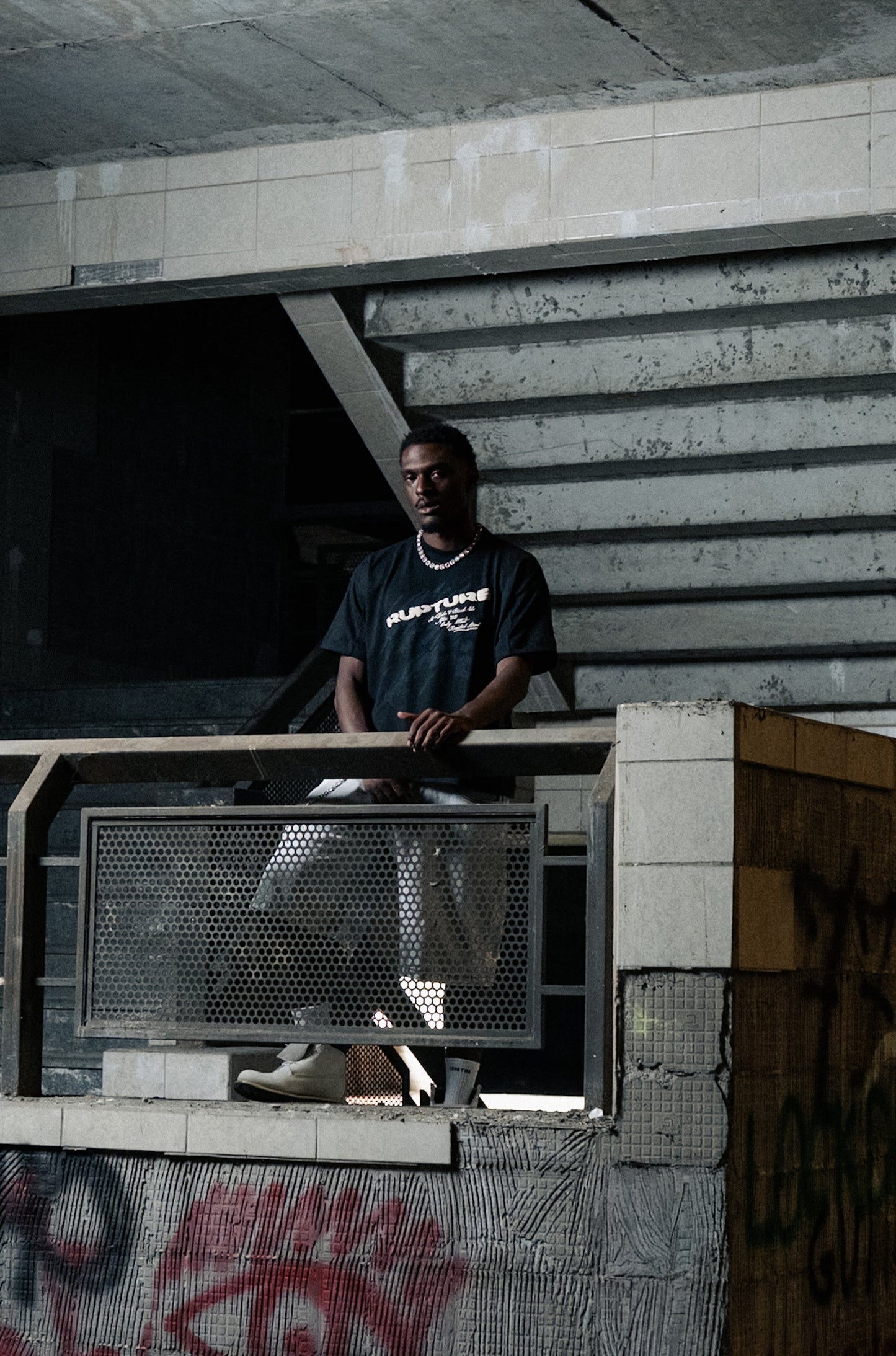 RUPTURE TEE BLACK