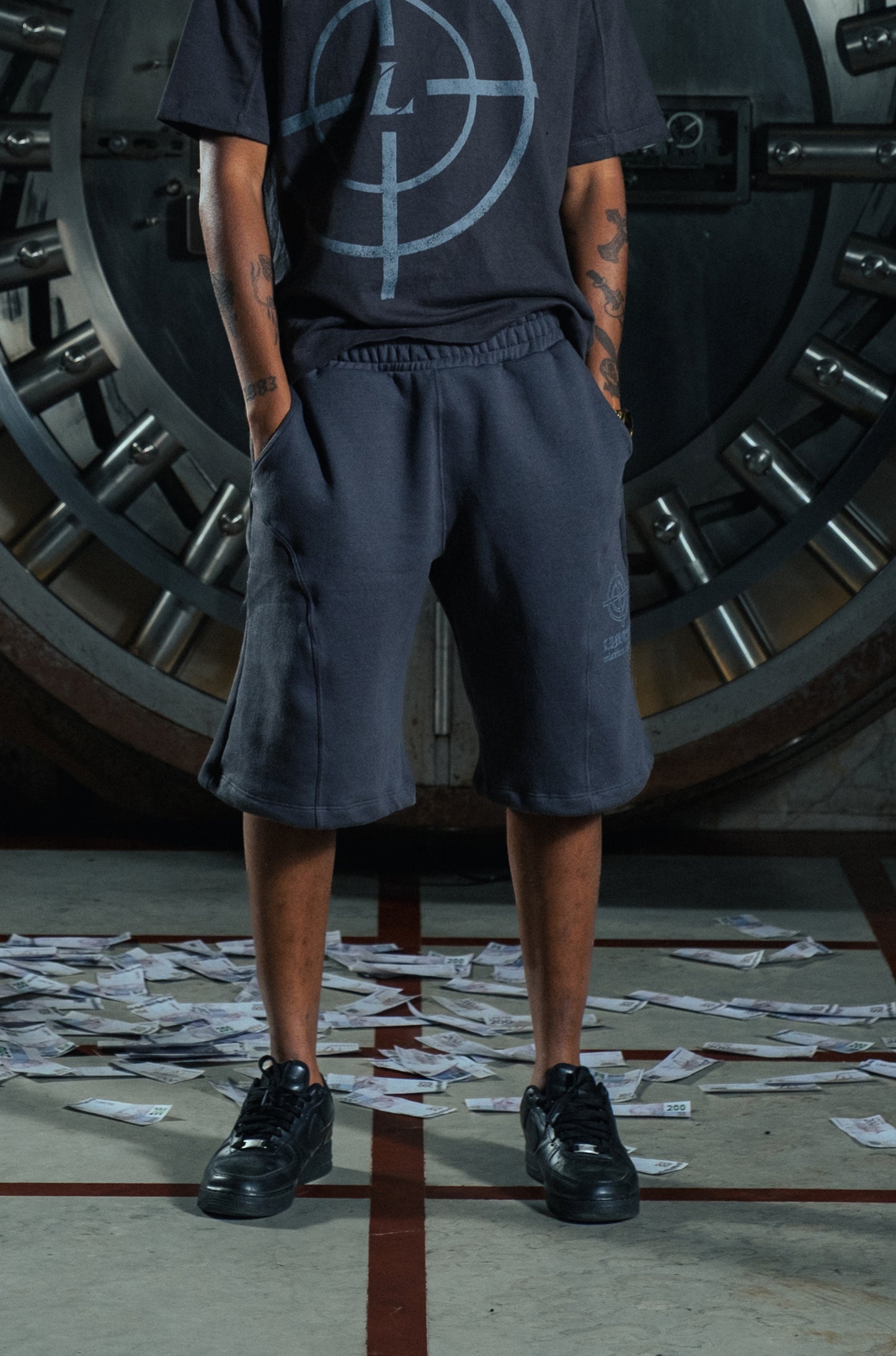 TARGET BAGGY SHORTS GRAY