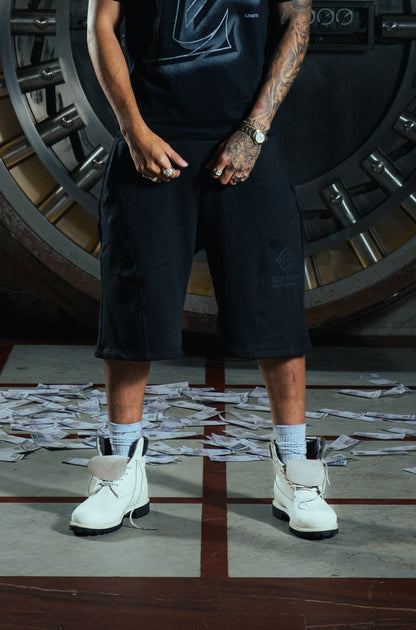 TARGET BAGGY SHORTS BLACK