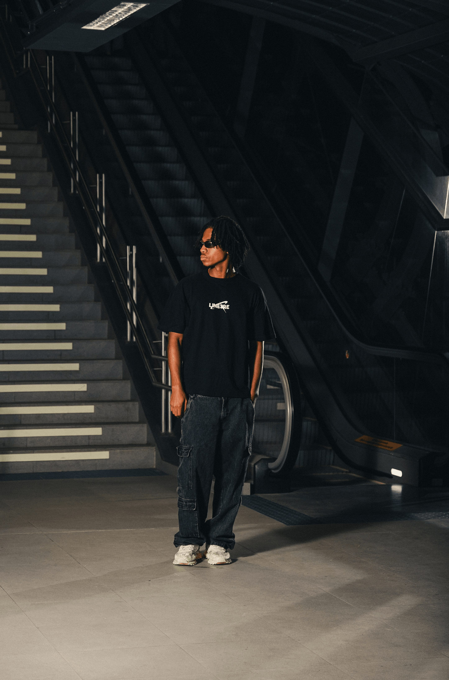 RETRO LOGO BLACK BOXY T-SHIRT