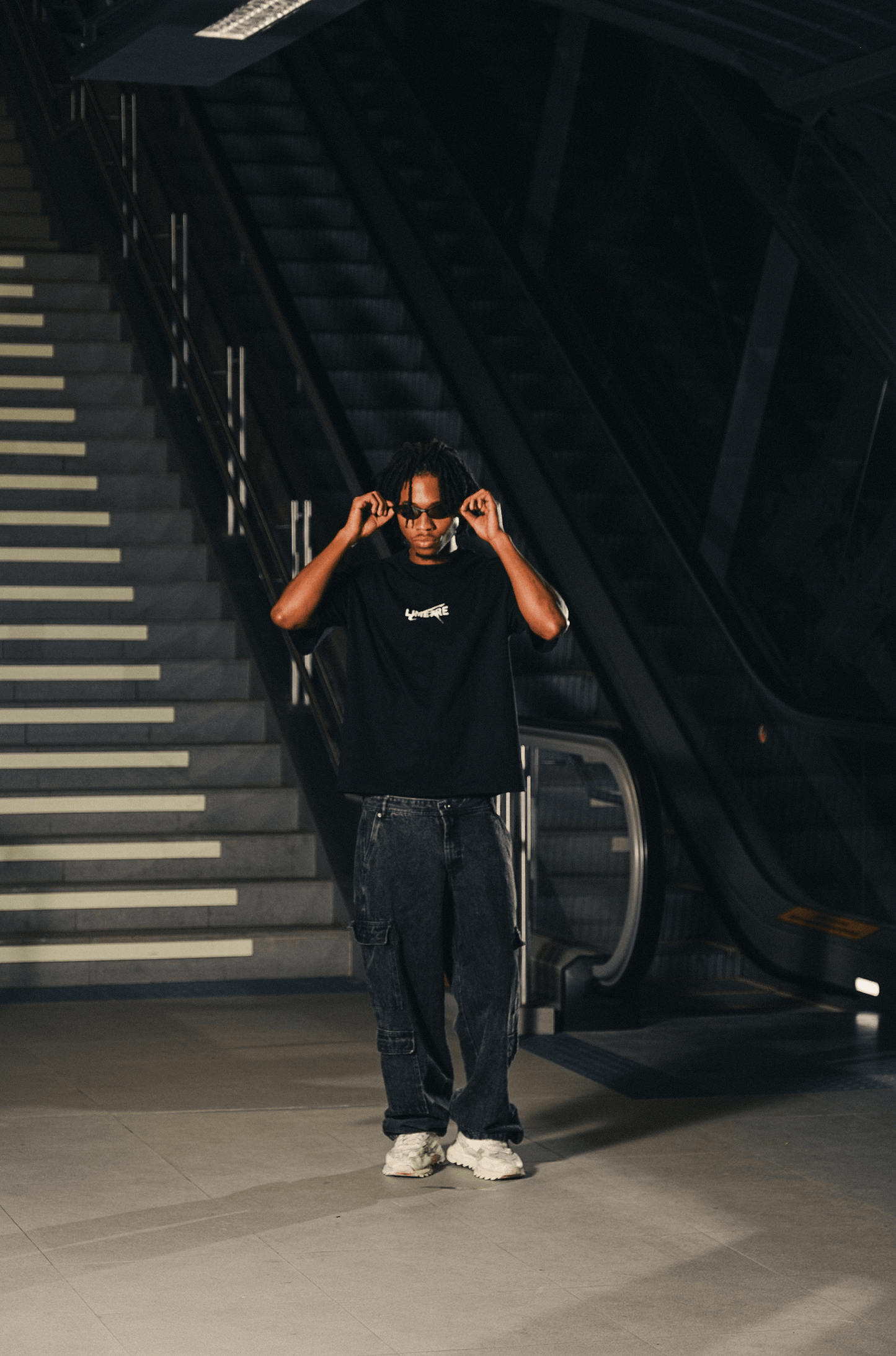 RETRO LOGO BLACK BOXY T-SHIRT