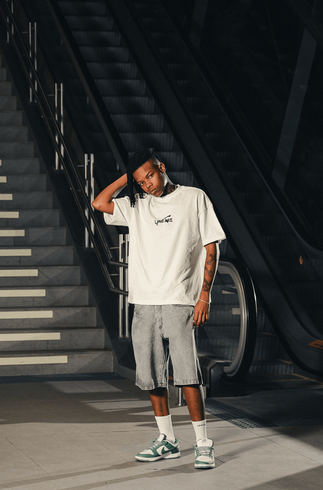 RETRO LOGO OFF-WHITE BOXY T-SHIRT