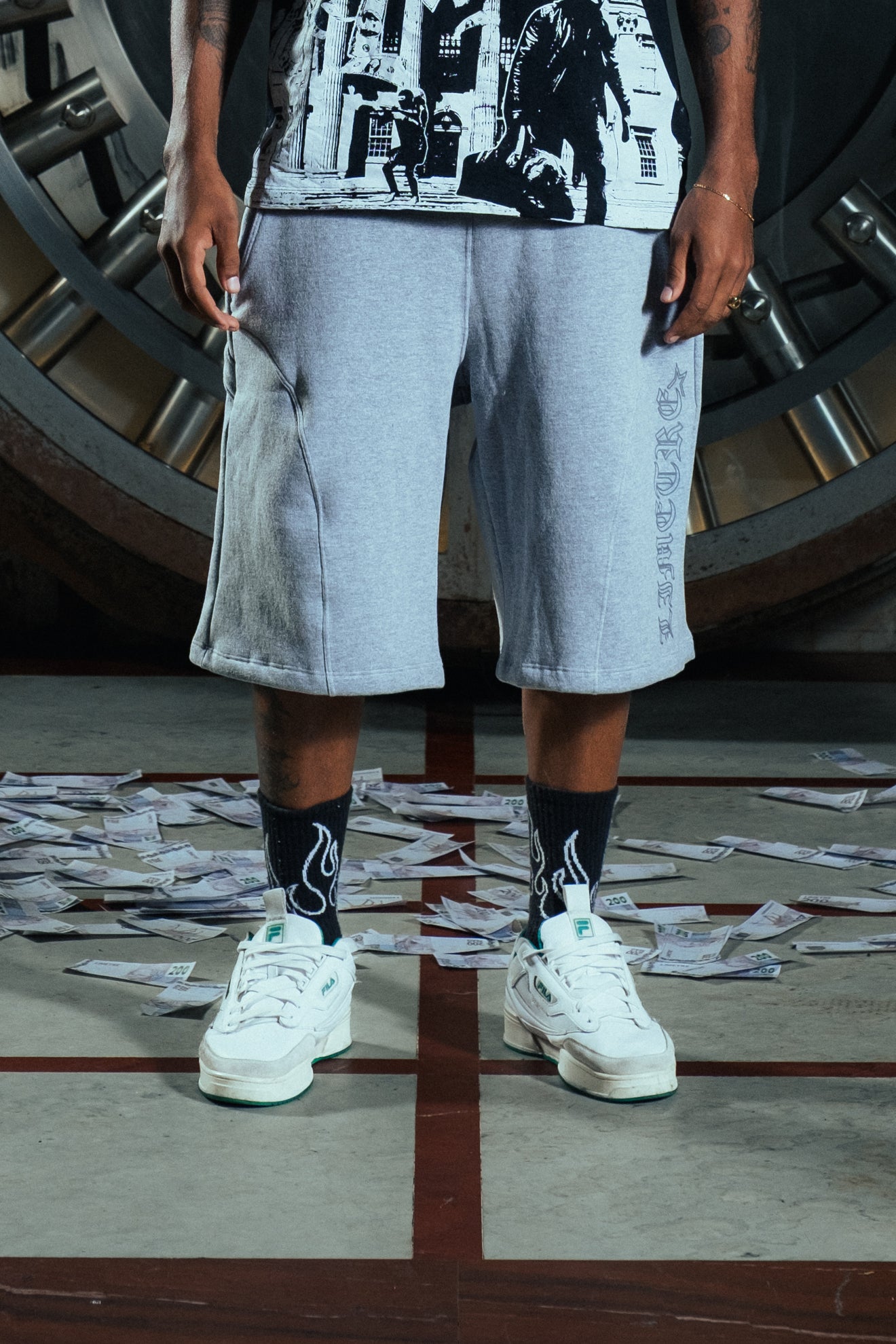 PRESTIGE BAGGY SHORTS GRAY