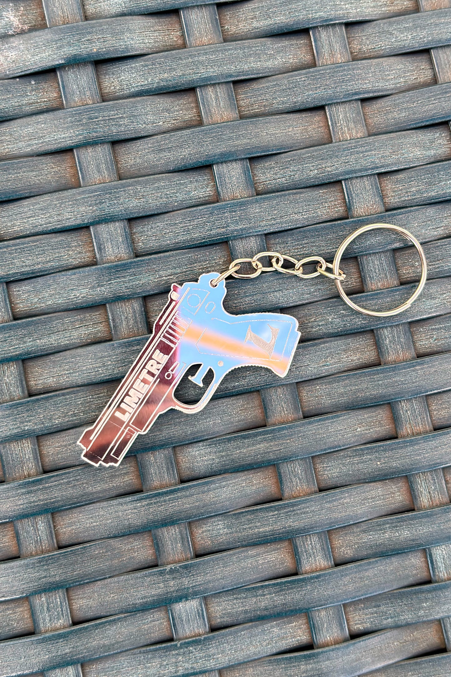 CHAVEIRO ESPELHADO PISTOL